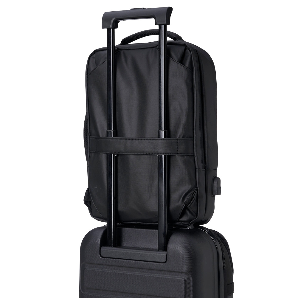 Mochila Couro Sintético USB 22L 01901B - Imagem 8